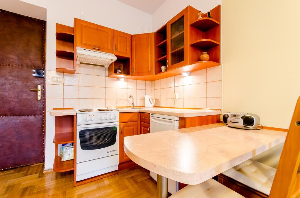 Central Krak Apartments - Studios Kraków Exteriör bild